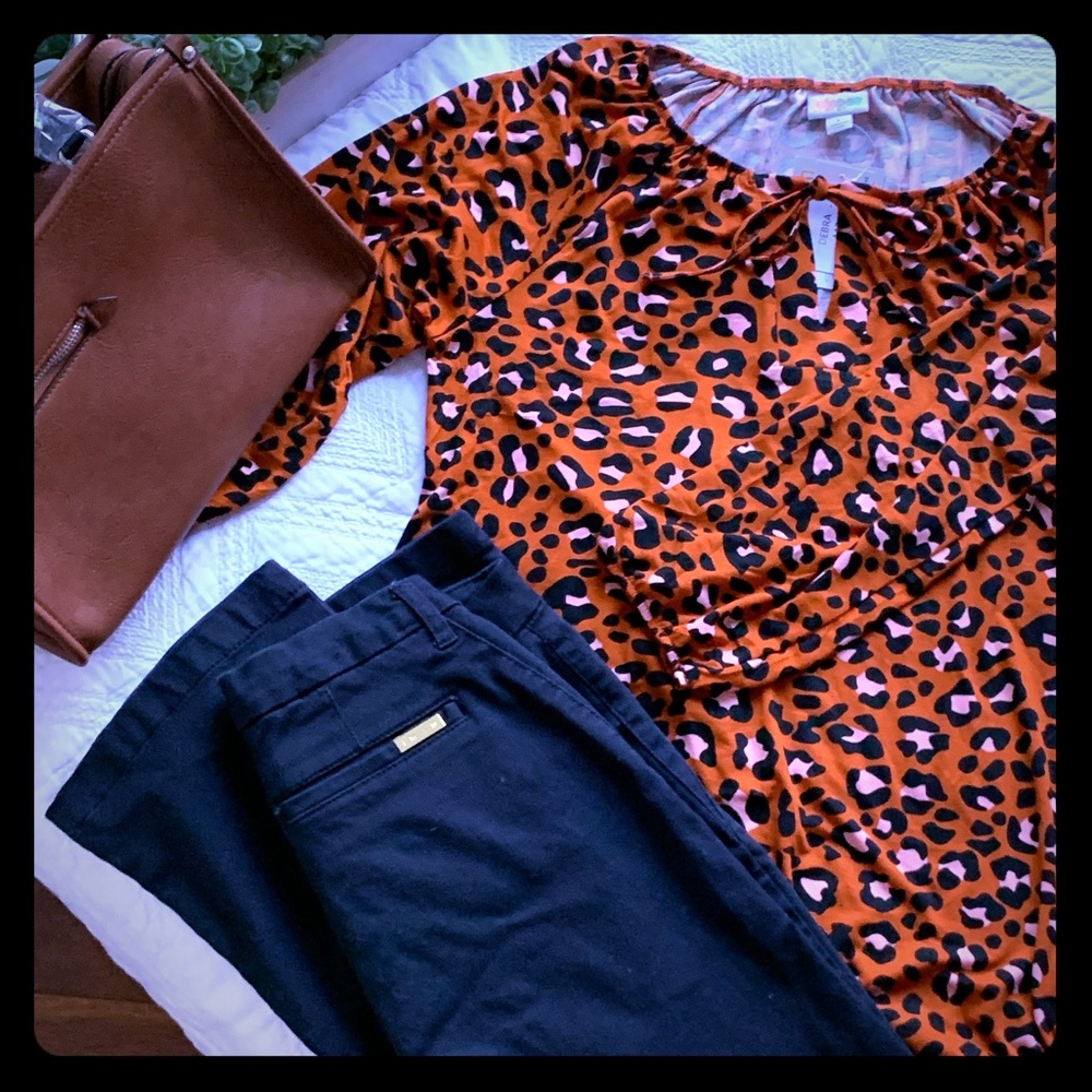 BNWT Debra “peasant shirt”